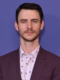 هری لوید - Harry Lloyd