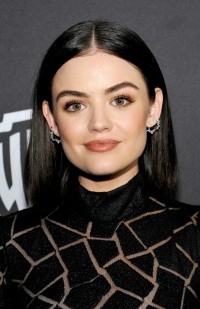 لوسی هیل لوسی هیل