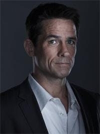 بیلی کمبل - Billy Campbell