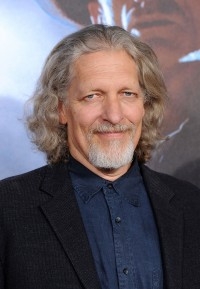 کلنسی براون - Clancy Brown