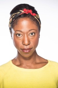 نیکی آموکا-برد - Nikki Amuka-Bird