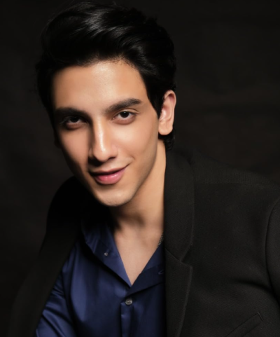 ودانگ راینا ودانگ راینا