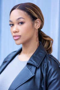 کلسی لی - Kelsi Lee