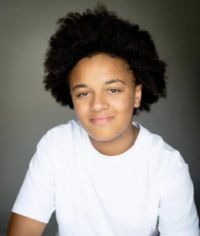 نیکیا آدامز