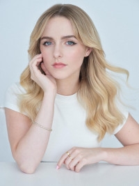 مکینا گریس - Mckenna Grace