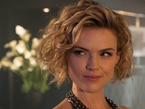 لبخند واقعی بزن