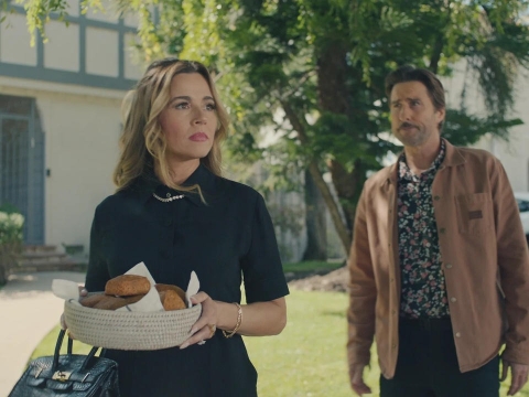 از دور خارج شده.