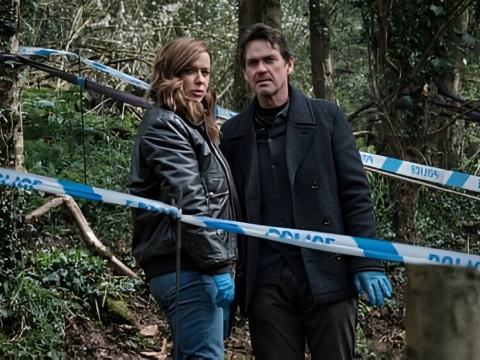 او خود را از بالا می‌بیند