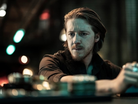 بانوی آهنین