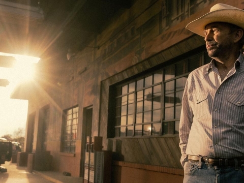 همه راهها به یه حفره میرسه.