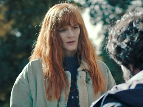 از خانه بیرون نروید