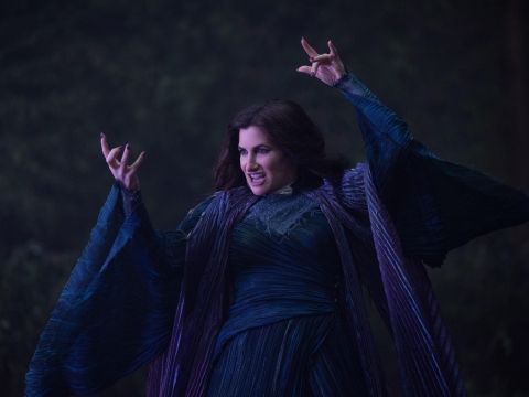 دنبالم بیا دوست من / به سوی افتخاری در پایان