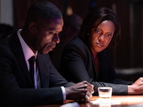 در کاخ های پادشاهان تاجدار